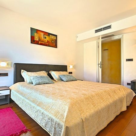Villa Lidija Poreč Extérieur photo